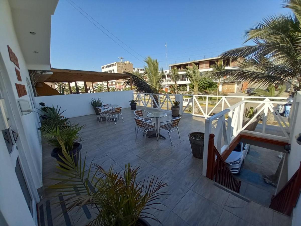Hostal Los Frayles Paracas Esterno foto