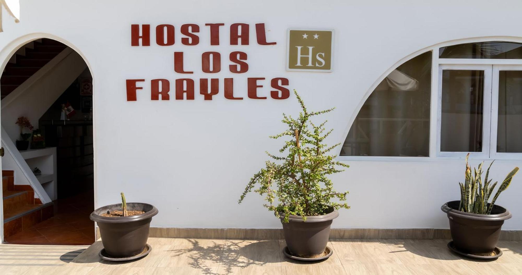 Hostal Los Frayles Paracas Esterno foto
